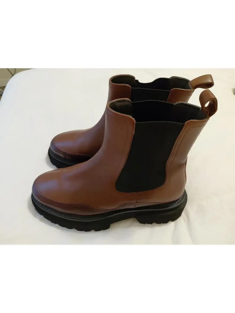 Seychelles Women's Savor the Moment Chelsea Boot Multicolor Sz 6 NWOB